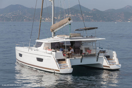 12 09 2016, Cannes (FRA,06), Chantier Fountaine-Pajot, Helia 44