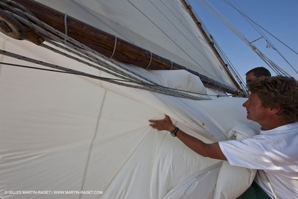 23 09 2009 - Cannes (FRA,83) - Régates Royales - Onboard Pen duick