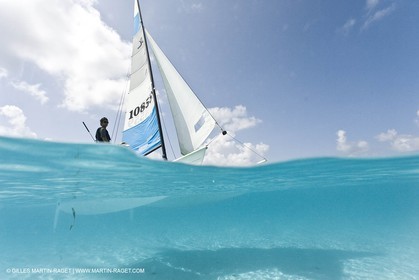 01 02 2008 - San Blas Archipelago (Panama) - Motor Yacht Senses