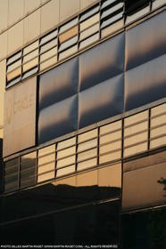 17 04 2007-Valencia (Spain)- 32nd America's Cup - Louis Vuitton Cup - RR1 - Day 2 - BMW ORACLE Racing