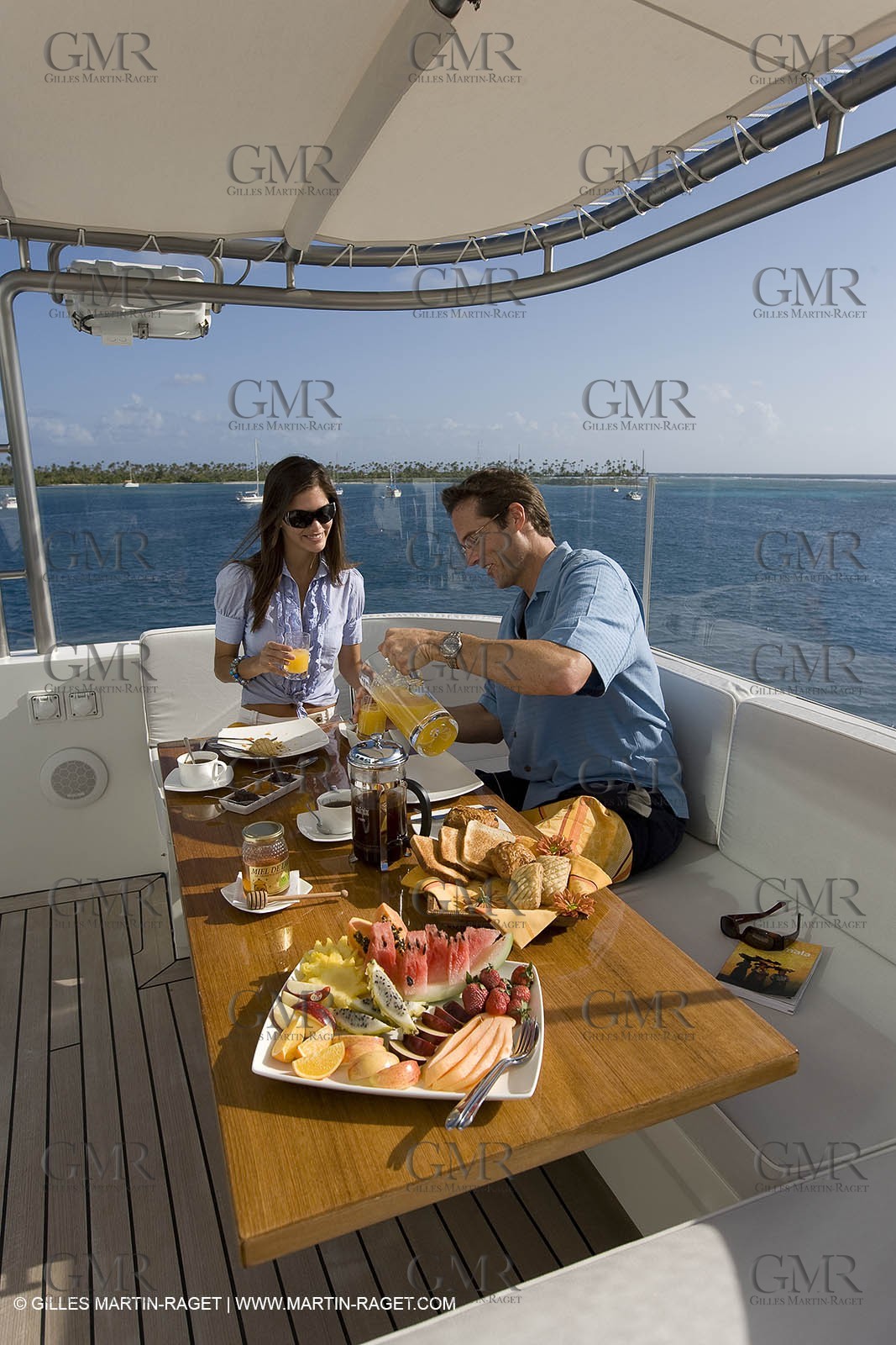 01 02 2008 - San Blas Archipelago (Panama) - Motor Yacht Senses