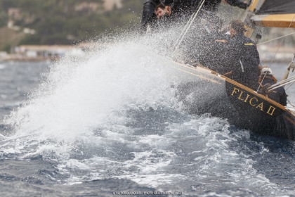 19 06 2024, Porquerolles Island (FRA), Championnat du monde des 12 m JI 2024, Race Day 1