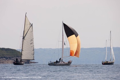 19 05 2010- Brest  - (FRA,56)  -  Les Pen Duick en rade de Brest