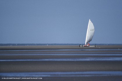 Water sports, Landsailing