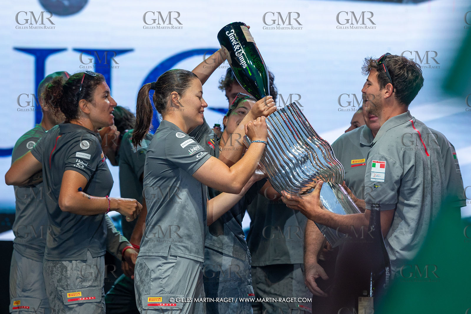 13 10 2024, Barcelona (ESP), Louis Vuitton 37th America's Cup, Final Match, Race Day 2, Puig Women America's Cup Prizegving