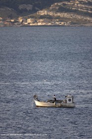20 06 2008 - Marseille (FRA, 13) - Cruising among the local islands and creeks