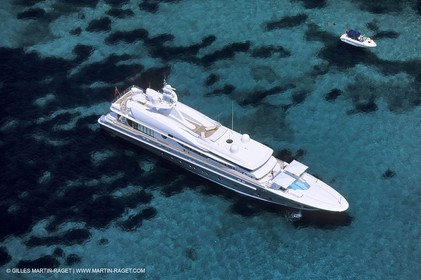 Super Motoryachts, Thunder B