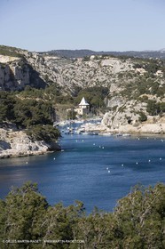 Calanques - Iles de Marseille - Port Miou