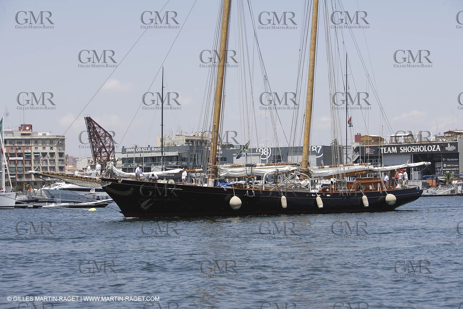 01 07 2007-Valencia (Spain)- 32nd America's Cup - Final Match - Day 7 - America Schooner replica arrives in Port America's Cup