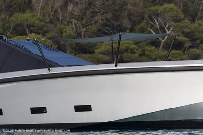 29 09 2007 - St Jean Cap Ferrat - Wally Yachts - Wally Power 70 - Lau Lau