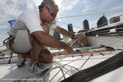 05 07 2012 - New York (USA) - Ocean Krys Race - Speed runs in fornt of NY city