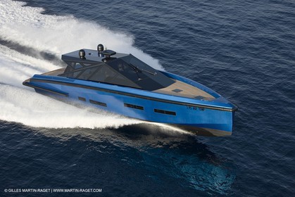 14 10 2008 - Cannes (FRA, 06) - SUper yachts - motoryachts - Wally yachts - Wallypower 64