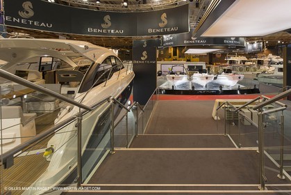 10 12 2013 - Paris (FRA,75) -Paris Boat Show - Beneteau booth