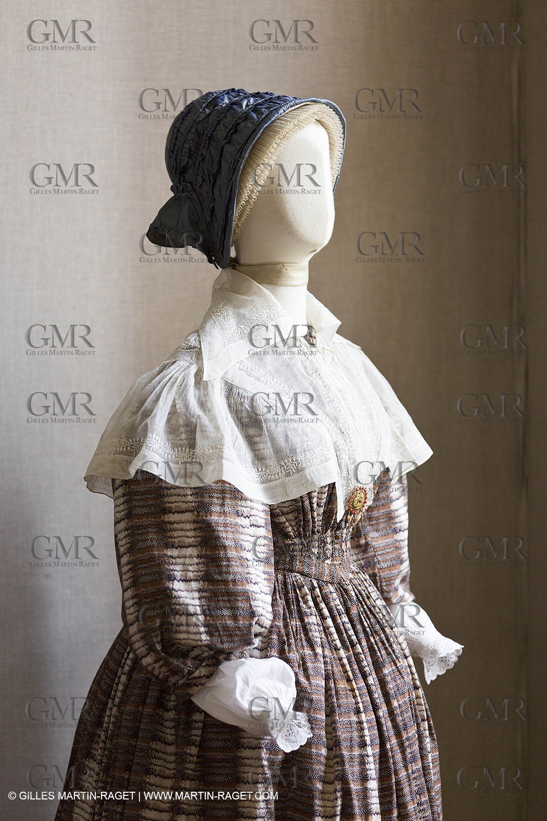 06 07 2012, Toulon (FRA,83), Villa Rozemaine, exhibition 'Fashion Dresses