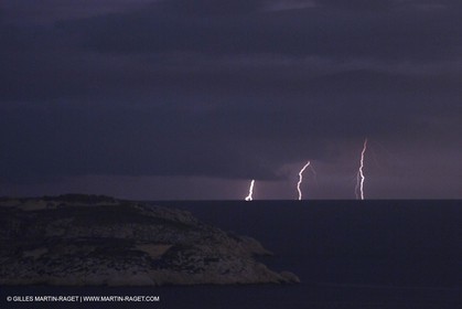 Thunderstorm over Planier island lighthouse - Marseille (FRA,13) - 18 06 2014