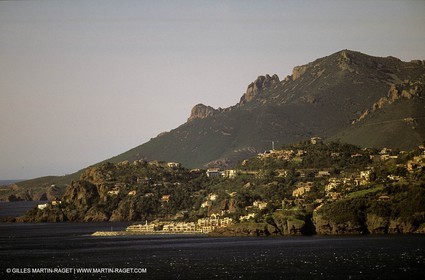 Esterel hills