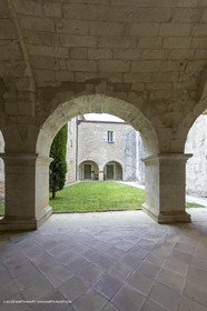 09 05 2018, Lacoste, Abbaye Saint-Hilaire