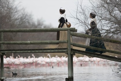 24 02 2007 - Saintes Maries of the Sea (FRA, 13) - Queen of Arles and her assistants in Camargue