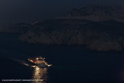 17 02 2012 - Marseille (FRA,13) - Arrivée dans le port de marseille à bord du Piana (Cie La Méridionale)