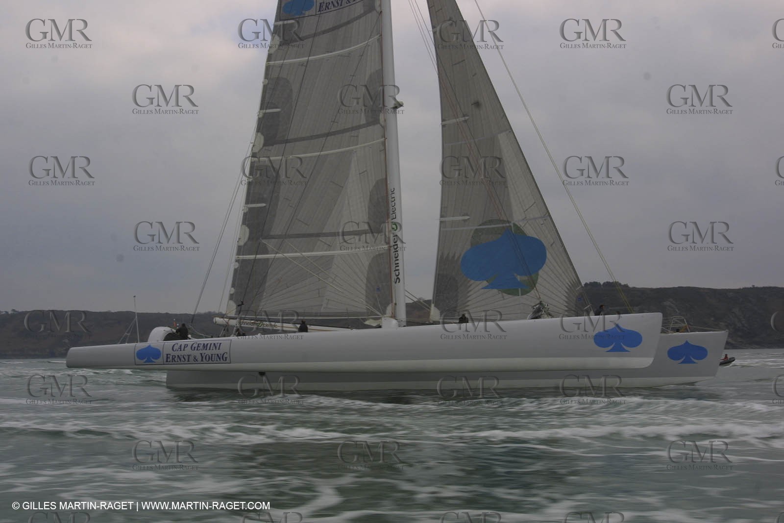 Geronimo - Jules Verne Trophy 2001 start - Brest
