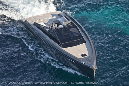11 11 2009 - Saint Jean Cap Ferrat (FRA,06) Wally Yachts - Wallypower 55