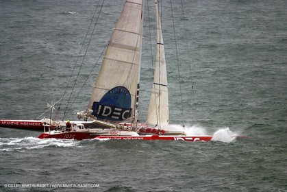 Round the world solo record - Idec - Francis Joyon - Brest finish