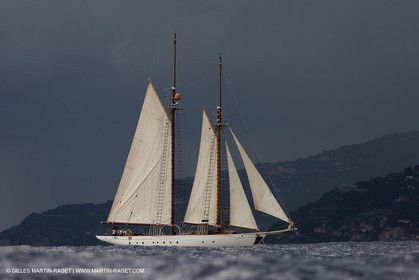 08 09 2010 - Imperia (ITA) - Raduno d'Epoca 2010 - Eilean