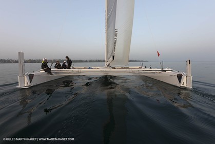 09 10 2010 - Morges (SUI) - L'Hydroptère.CH - 1st sail