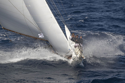 18VSTD5_7984.jpg