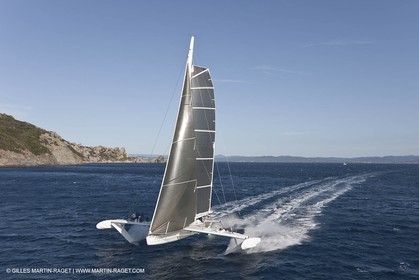 05 09 2009 - Hyères (FRA, 83) Hydroptère beat the overal sailing speed record with a run at 51,36 knts ( subjet to ratification by WSSRC)