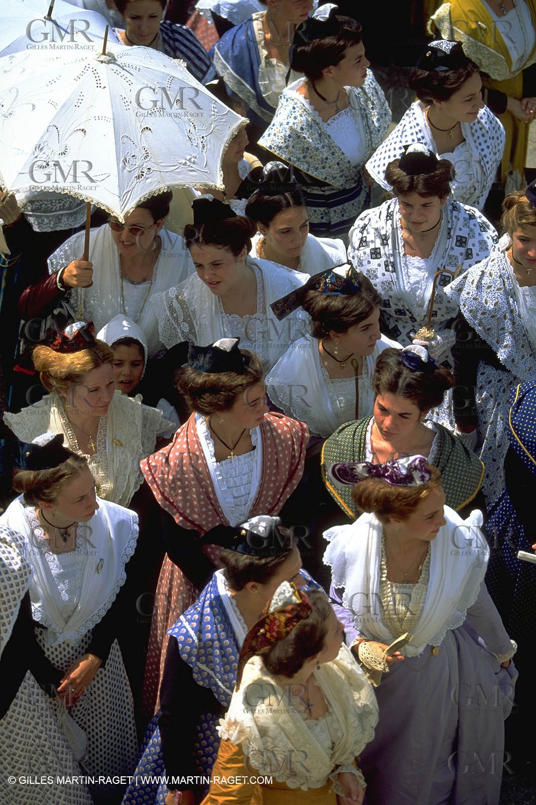 Women of Arles in traditional costume
