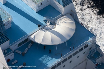 14 01 2012 - Marseille (FRA,13) - Compagnie La Méridionale - le Piana devant Marseille et les Calanques