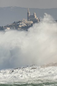 14 03 13 - Marseille (FRA) - Tempête de Mistral