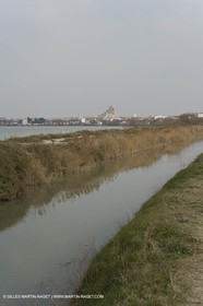 16 02 2008 - Les Saintes Maries de la mer (FRA, 13) - Cabanes de gardians