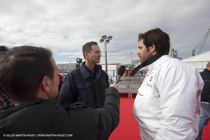 08 02 2010 - Valencia (ESP) - 33rd America's Cup - BMW ORACLE Racing - Day off 1 - Getting the yacht ready
