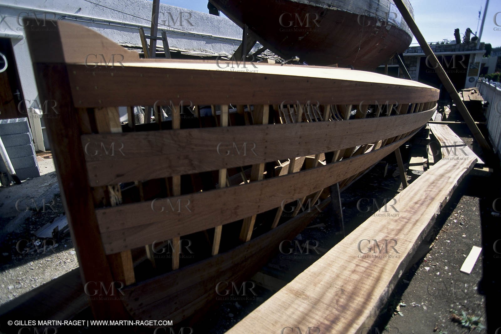 motor boats, claissc runabouts, cefit or Sagitta at Trapani boatyard (Cassis, FRA,13)