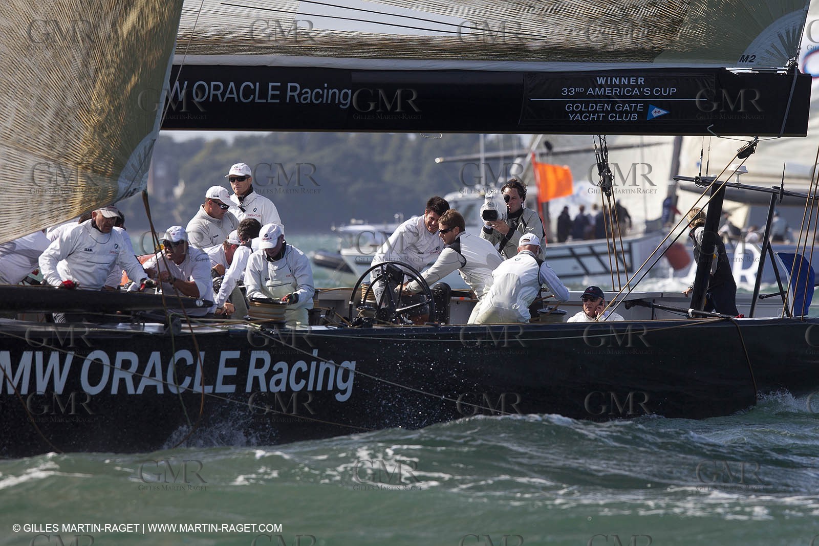 03 08 2010 - Cowes (UK, IOW) - The 1851 Cup -  BMW ORACLE Racing - Day 1.