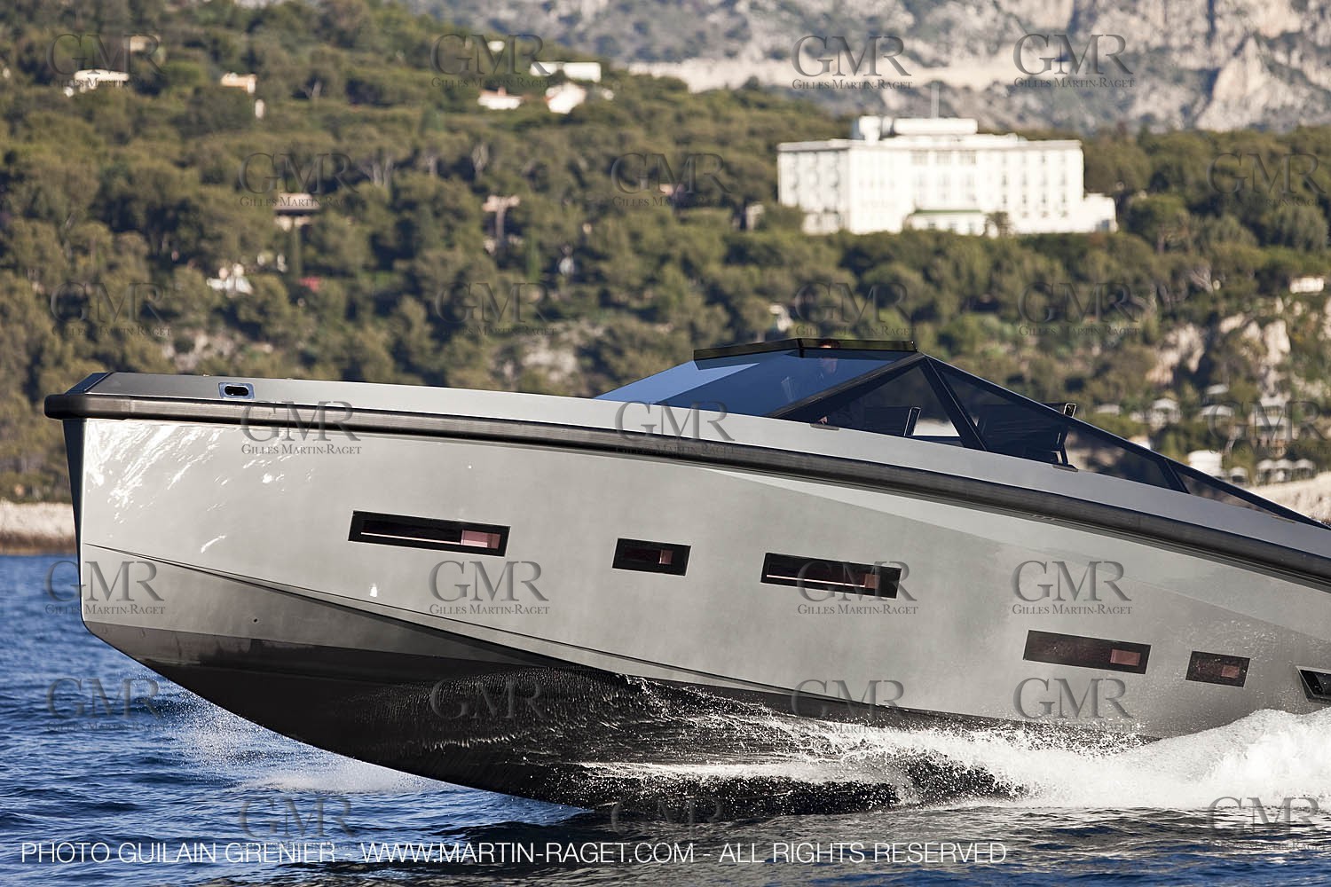 11 11 2009 - Saint Jean Cap Ferrat (FRA,06) Wally Yachts - Wallypower 55
