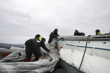 Orange II - Jules Verne Trophy 2005 - Traning Lorient