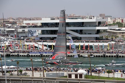 2' 06 2007-Valencia (Spain)- 32nd America's Cup - Final Match - Day 2