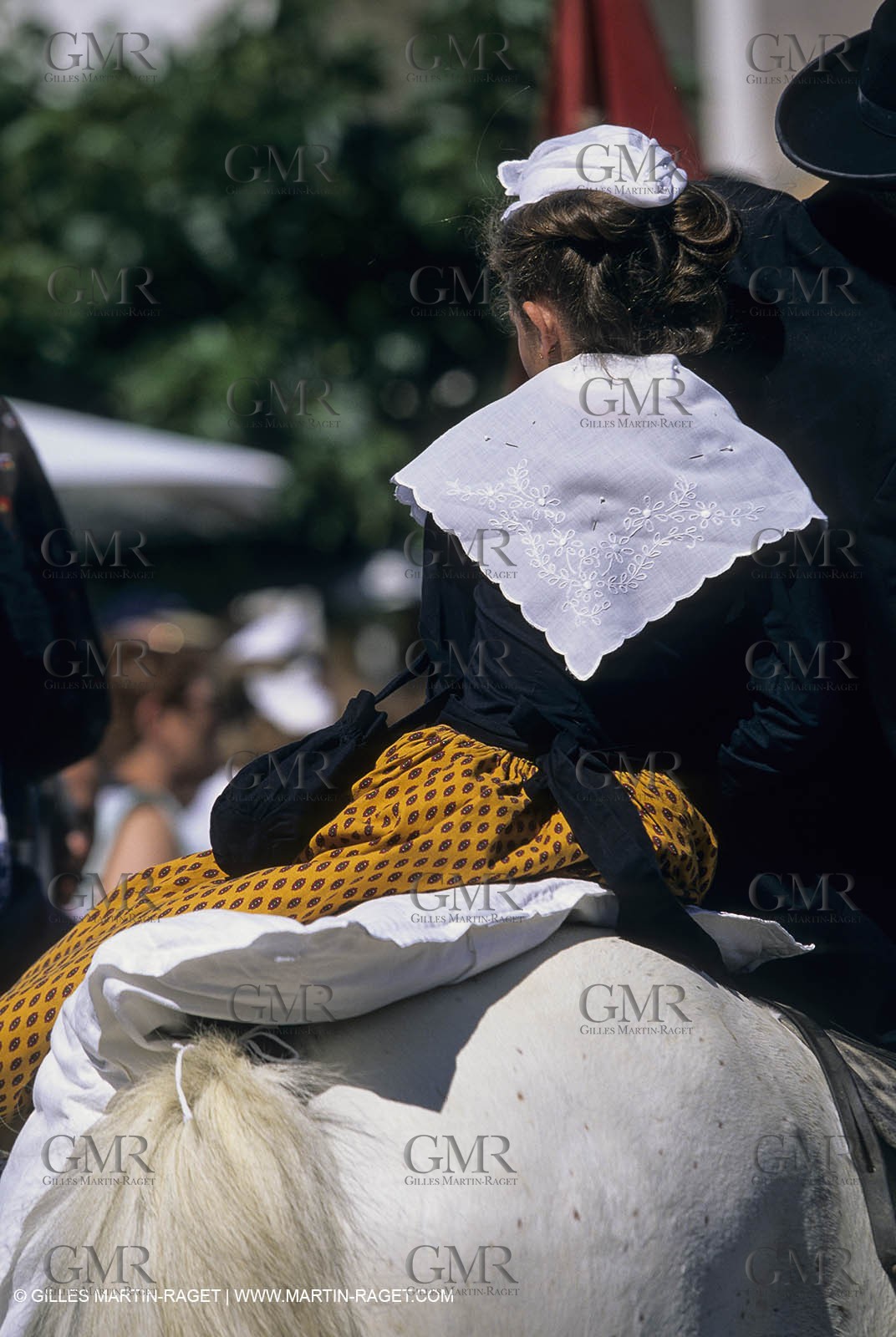 Arles (FRA,13) - Costume from Arles Fest