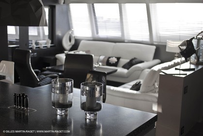 25 02 2011 - La Ciotat (FRA,13) - Super Yachts - Chantier H2X - Cartouche