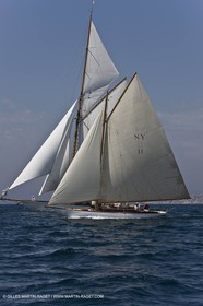 Sailing, Classic yachts, Voiles Vieux Port 2009, Marseille (FRA)