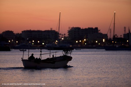 16 09 2008 - Cannes (FRA,83) - Chantier Bénéteau - Oceanis 54