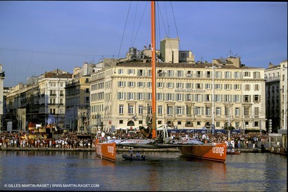 Orange 1 - Jules Verne Trophy 2001