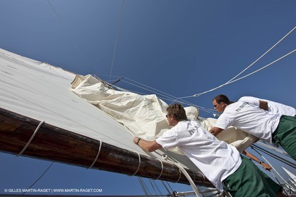 23 09 2009 - Cannes (FRA,83) - Régates Royales - A bord Pen duick