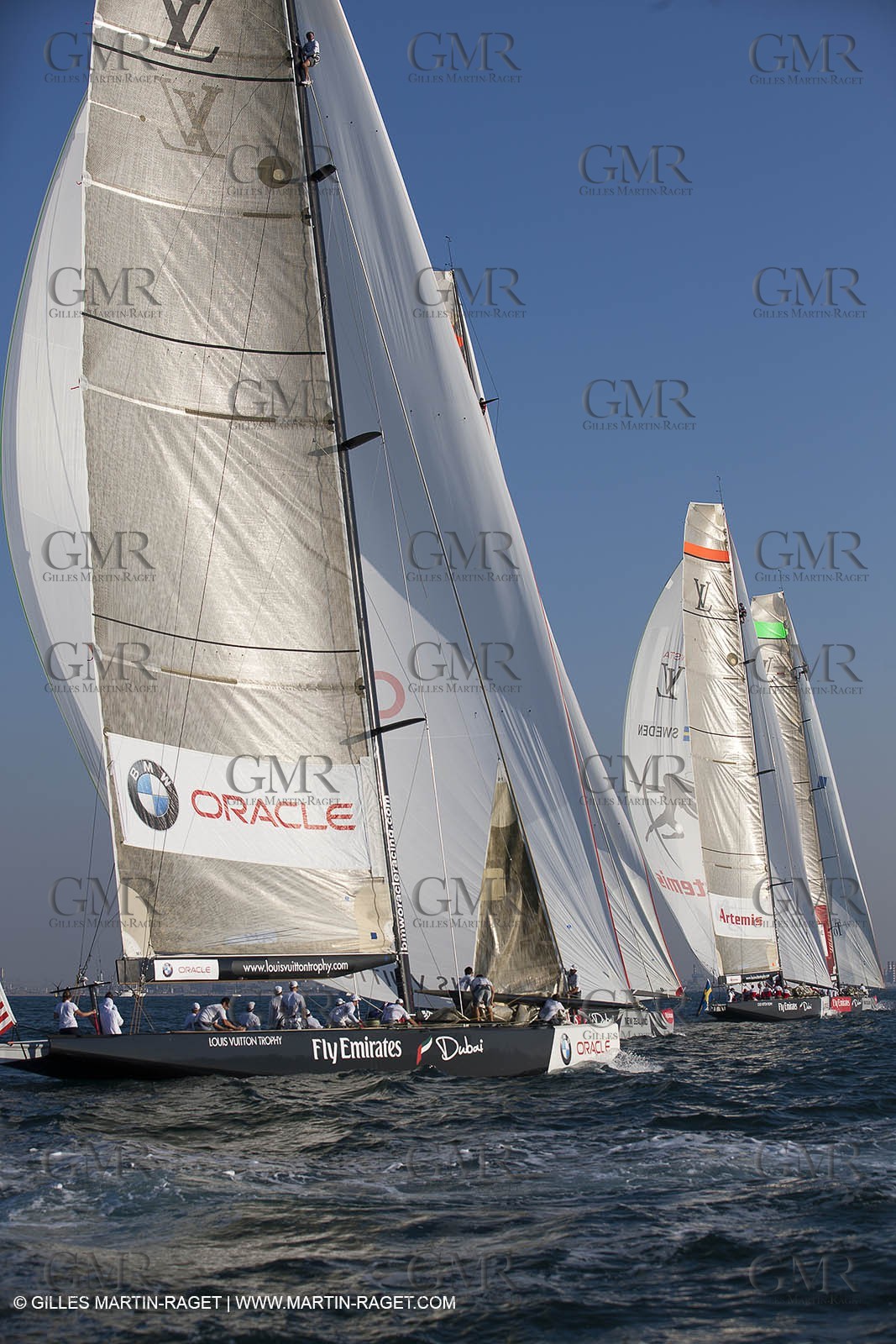 25 11 2010 - Dubai (UAE) - Dubai Louis Vuitton Trophy -  BMW ORACLE Racing - Fleet races