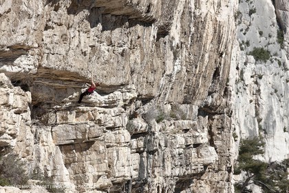 26 03 2009 - Marseille (FRA, 13) - Les Calanques - Sugiton - Les toits cliff