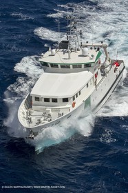 Al Azizi - Chantier H2X - Navires de recherche océanographique - Essais en mer au large de La Ciotat (FRA,13) - 29 07 2014