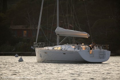 Cruising monohull mooring